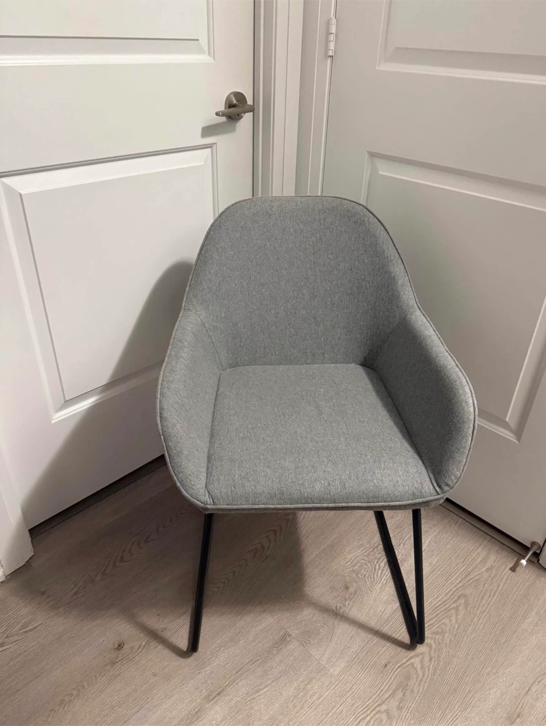 Grey Upholstered Accent Chair - photo 4
