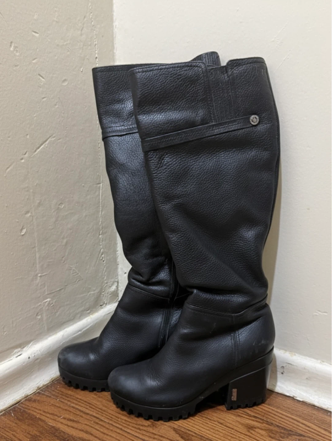 Black Leather Knee-High Boots - photo 2