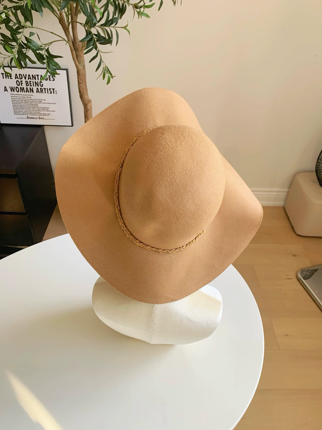 Khaki Wide Brim Felt Hat Gold Chain 58cm - photo 5