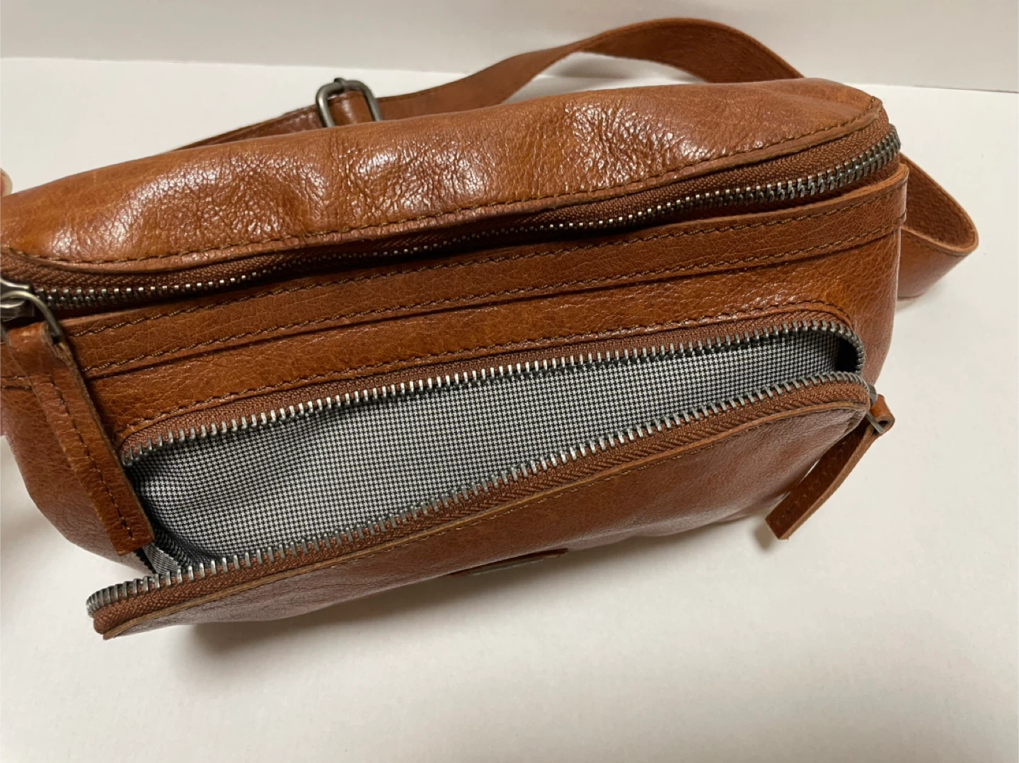Spikes & Sparrow Leather Fanny Pack - photo 3