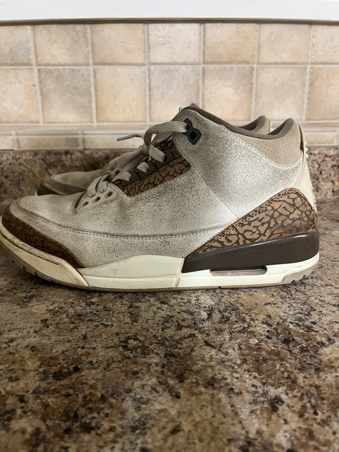 Jordan 3 Retro "Mocha" Sneakers - photo 4