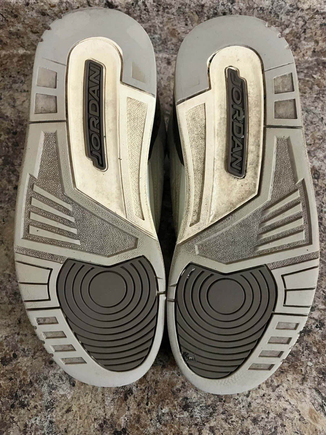 Jordan 3 Retro "Mocha" Sneakers - photo 2