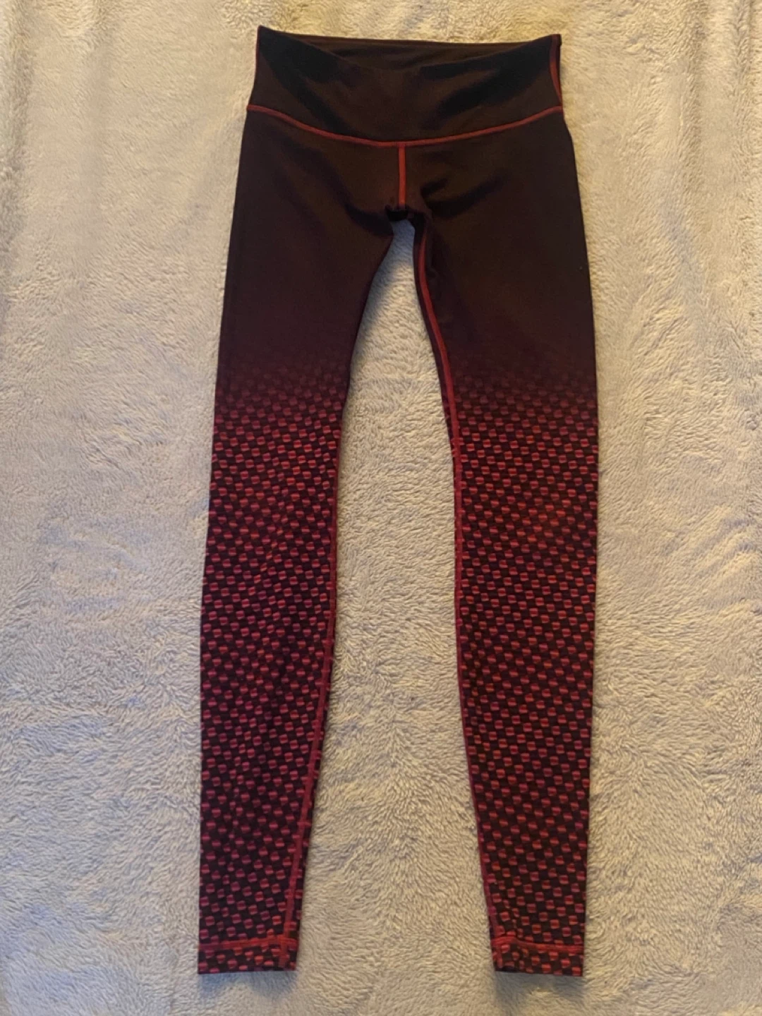 Lululemon Unique Burgundy Ombre Leggings - size 6