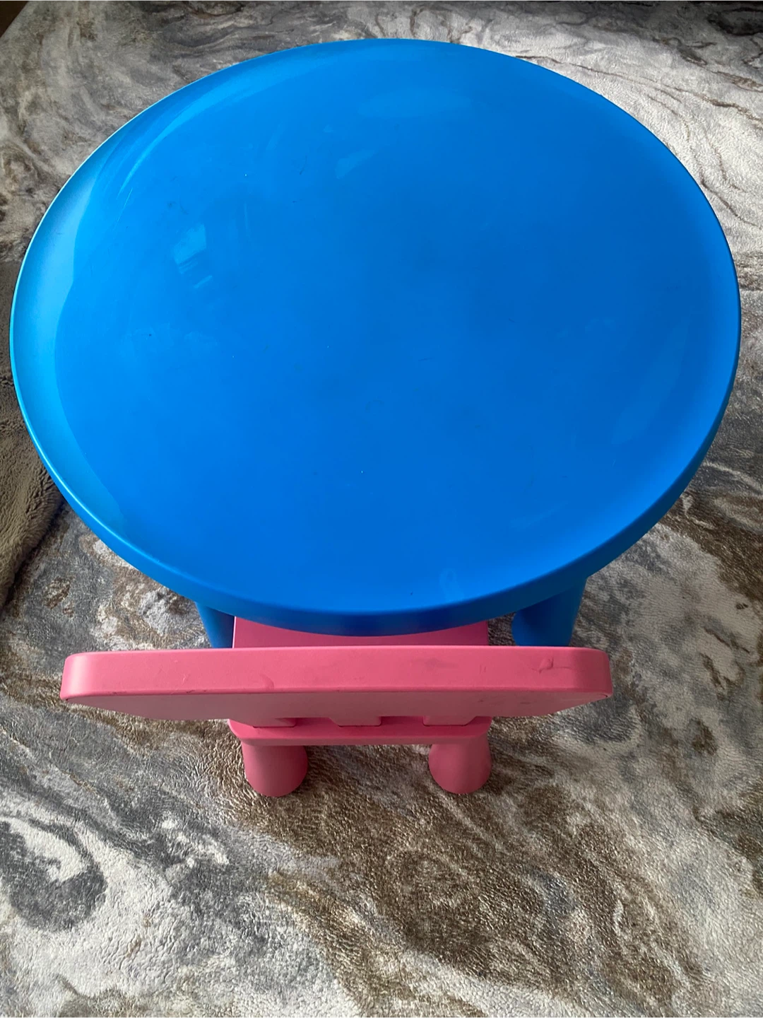 IKEA Children's Table $40 with chair for $50 - photo 3