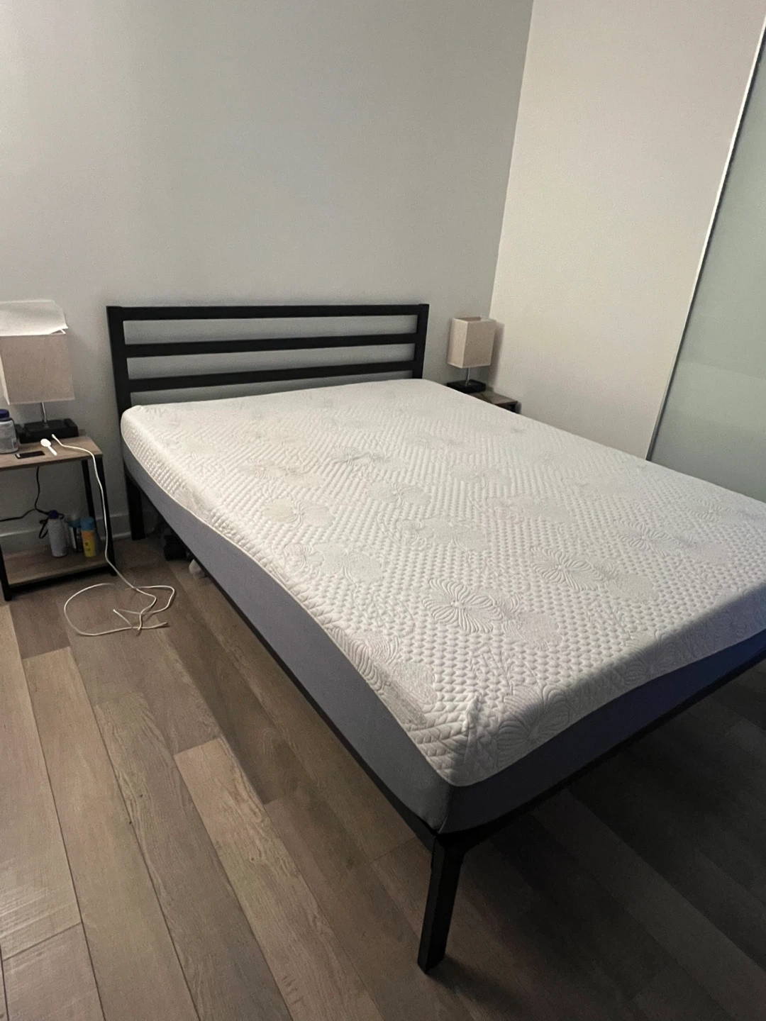Queen Size mattress - Offers Appreciated - photo 2