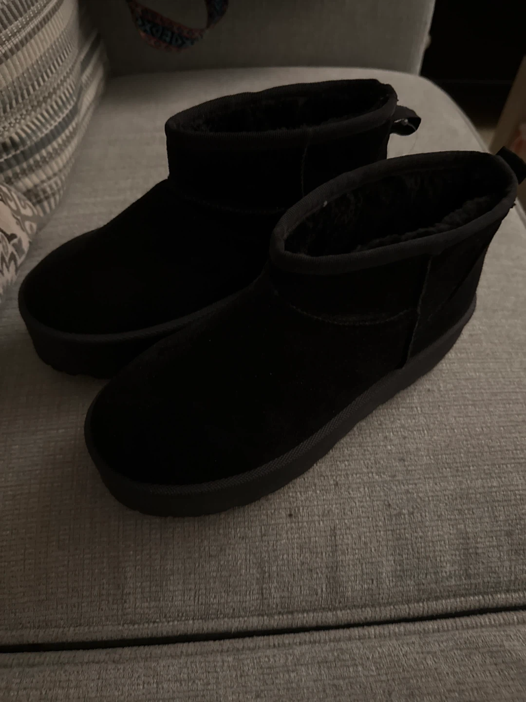 Mudd  Cozy Platform Ankle Boot.🥕