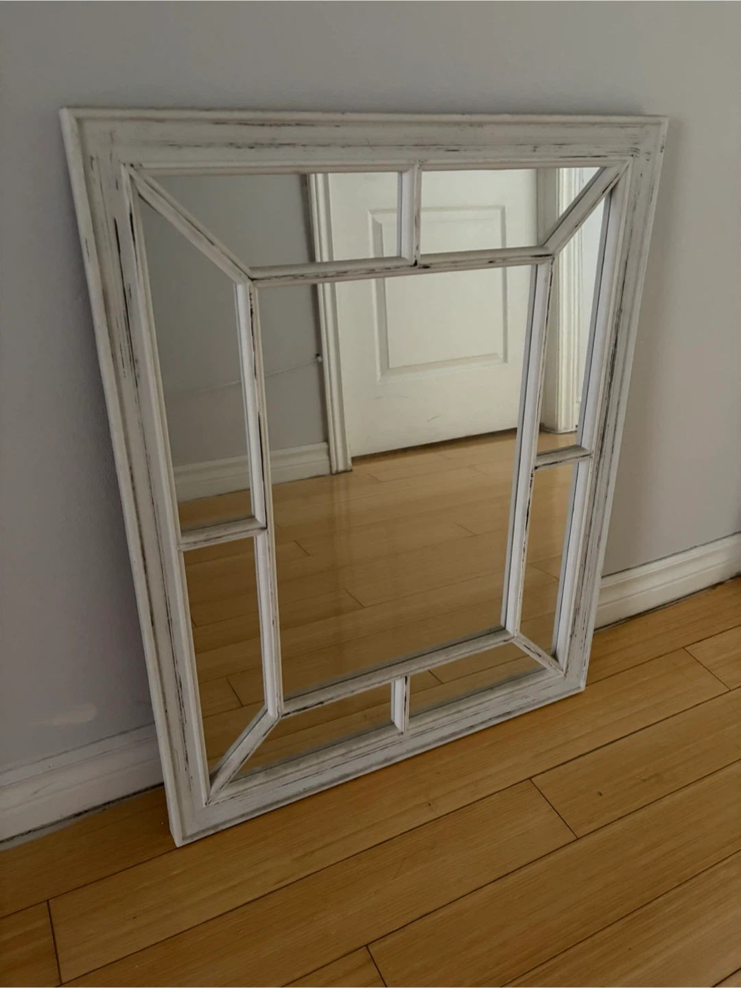 White Mirror - photo 2