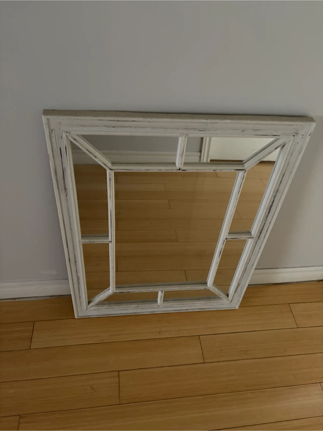 White Mirror - photo 3
