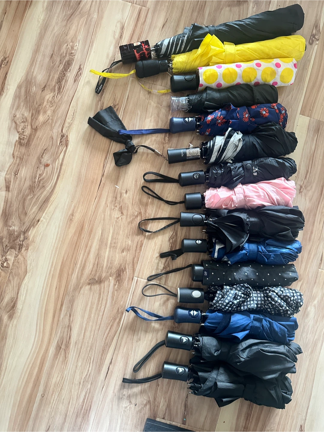 Compact Folding Umbrellas