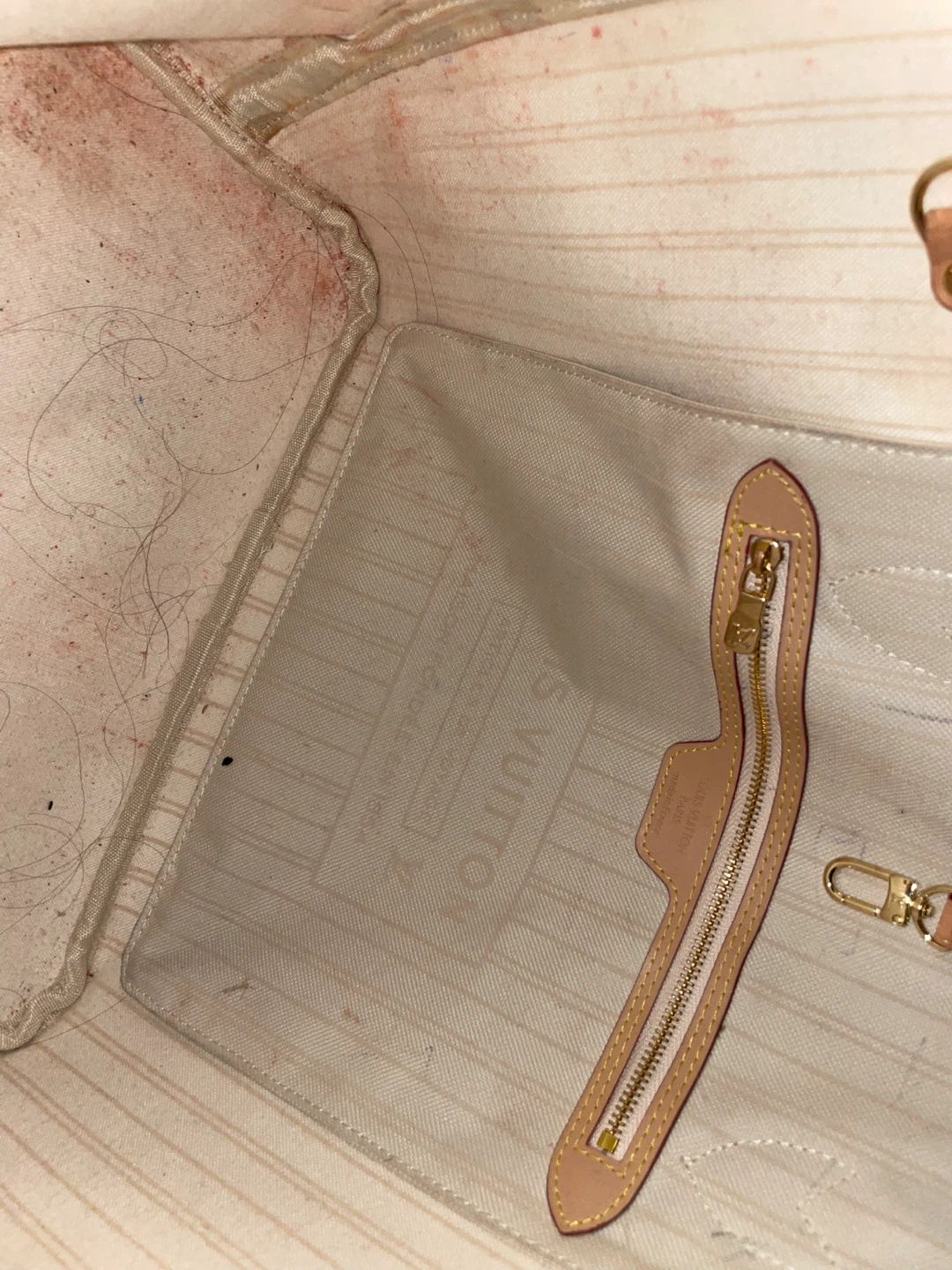 Louis Vuitton Tote Bag (I NEED IT GONE ASAP) - photo 4