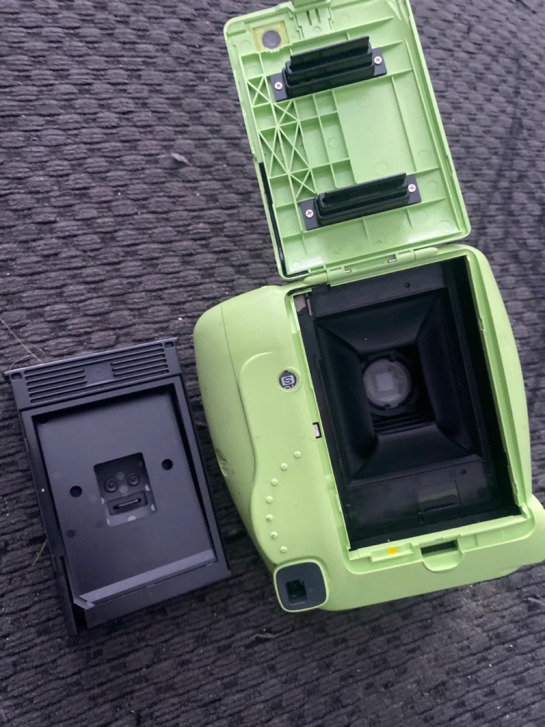 Fujifilm Instax Mini 9 Instant Camera - Lime Green - photo 3