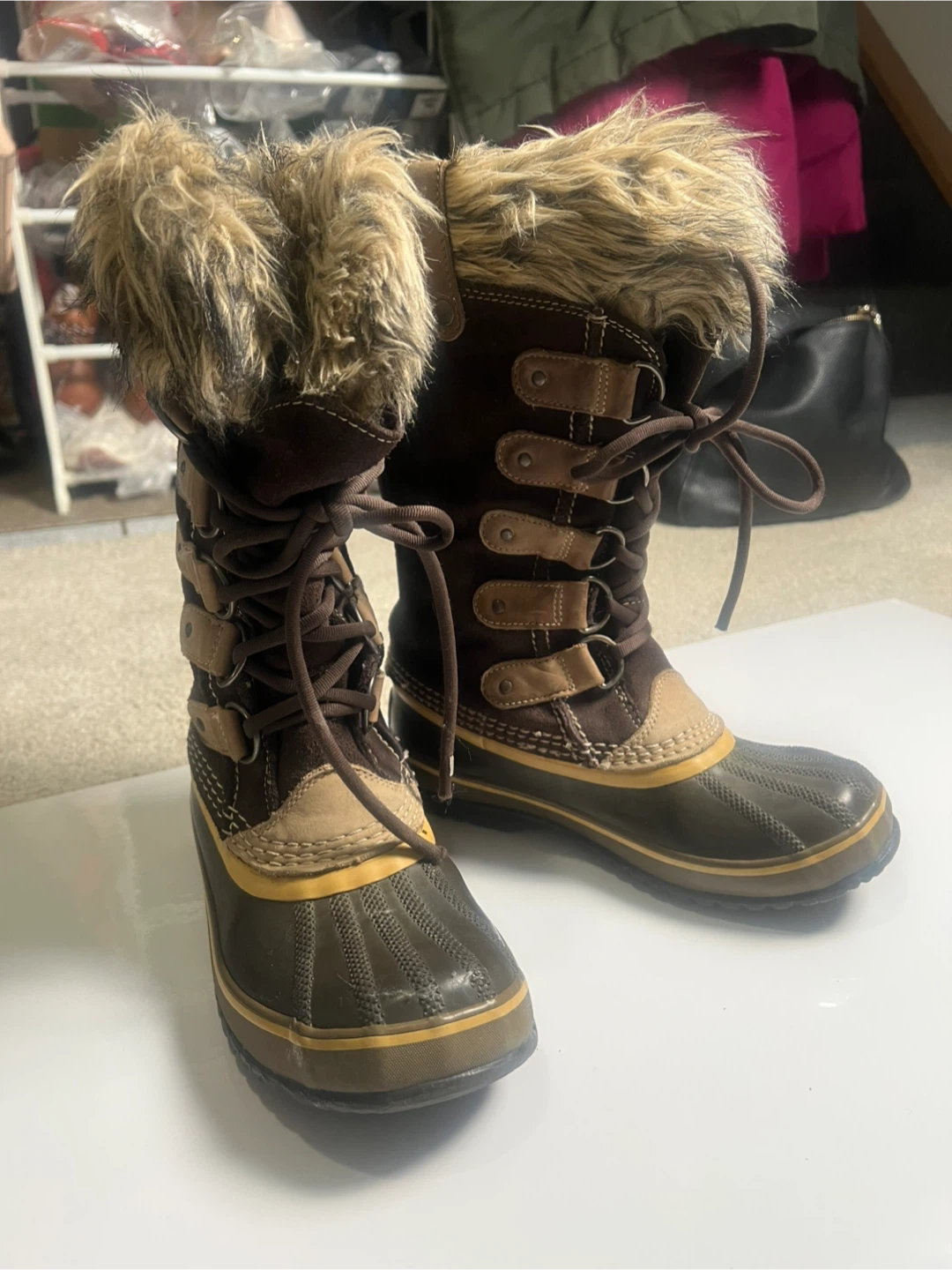 Sorel Winter Boots - Size 6 - photo 2