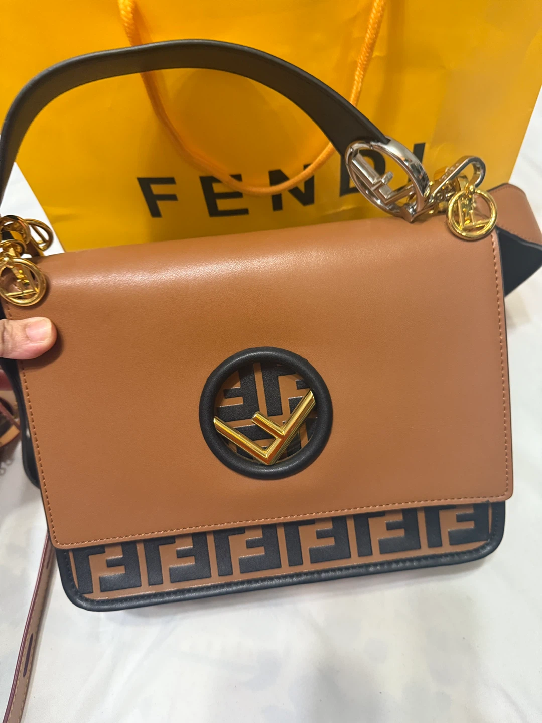 Fendi Brown Leather Shoulder Bag - photo 3