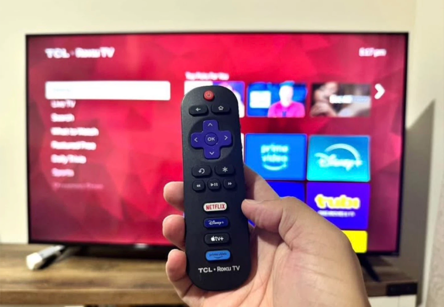 TCL 55" Roku TV - photo 2