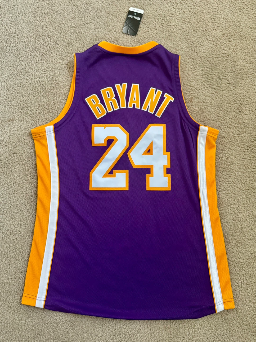 Mitchell & Ness Kobe Bryant Lakers Authentic Jersey 24 - photo 2
