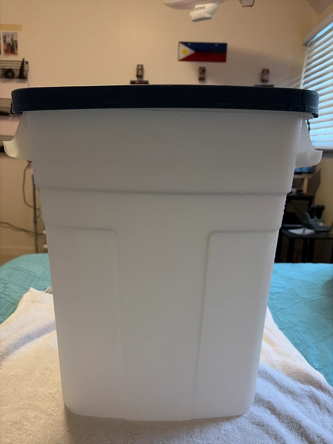 Rubbermaid Roughneck Tote Container🥕