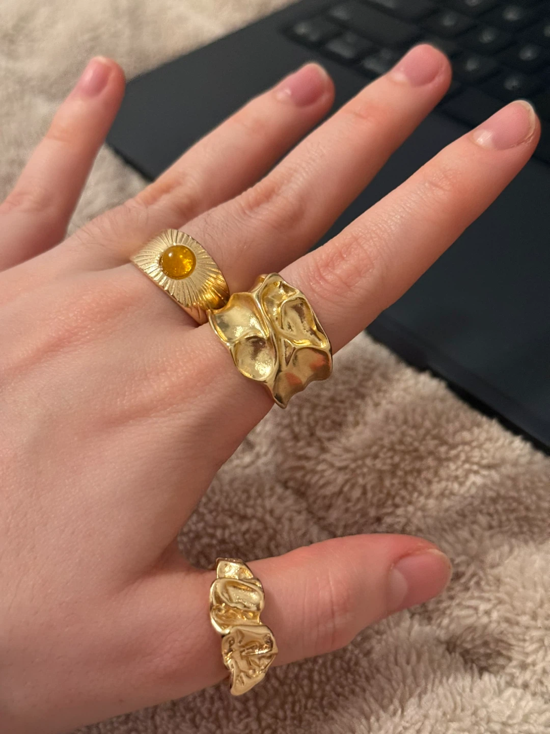 Set of 3 Gold Tone Statement Rings - photo 2