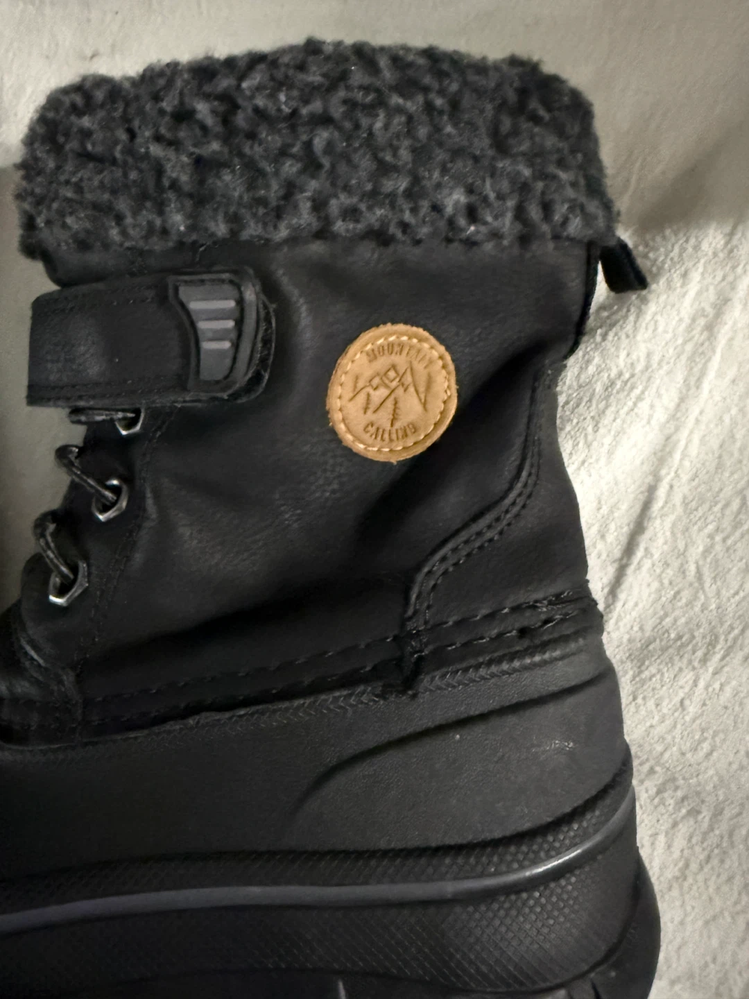 Mountain Club Black Winter Boots Size 10 - photo 3