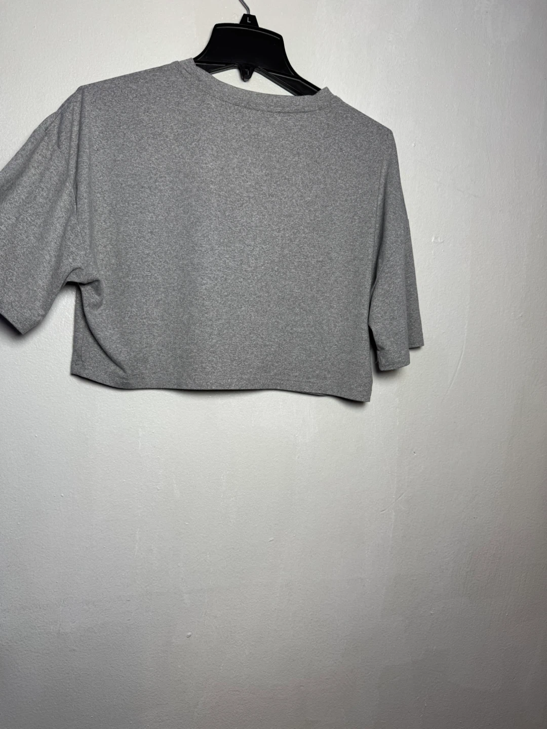 Gray Cropped T-Shirt with Heart Design - Size M - photo 2