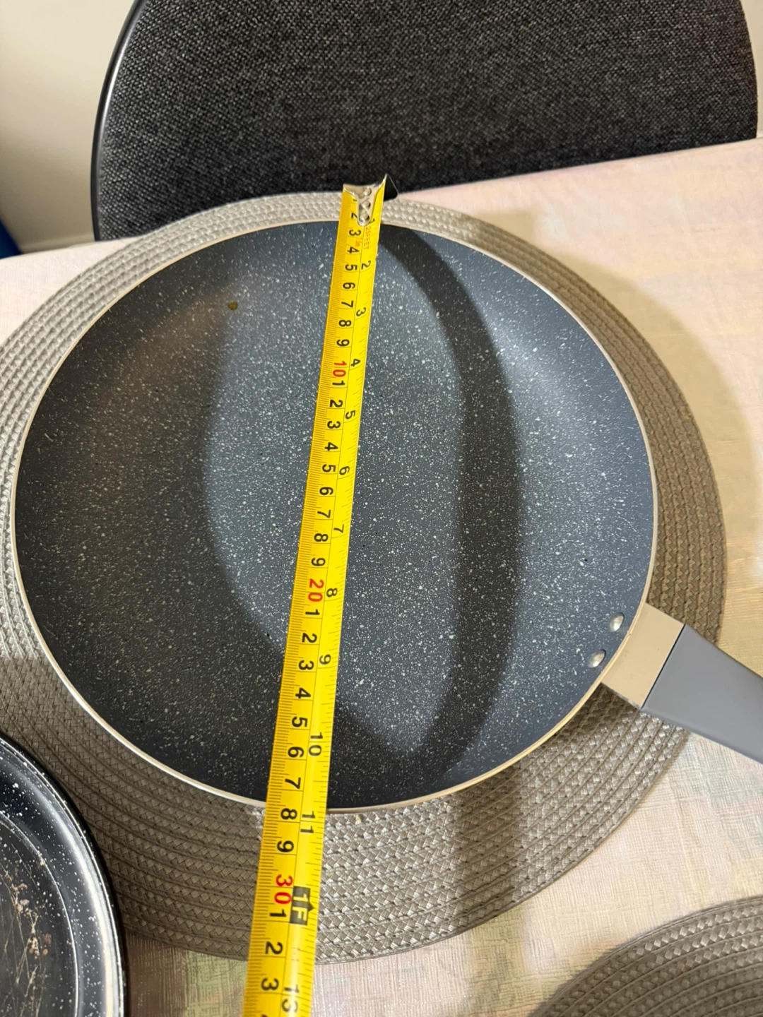 Set of 3 Non-Stick Frying Pans - photo 3