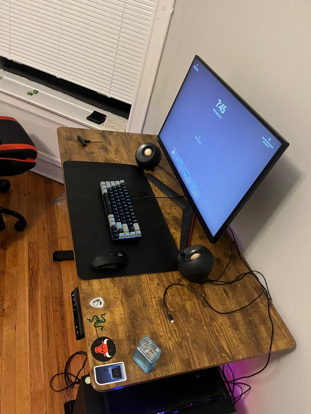 Wooden Grain Computer Desk