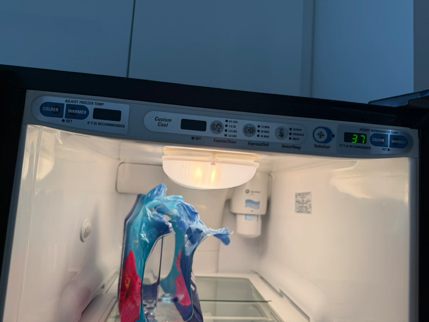 GE Refrigerator - photo 2