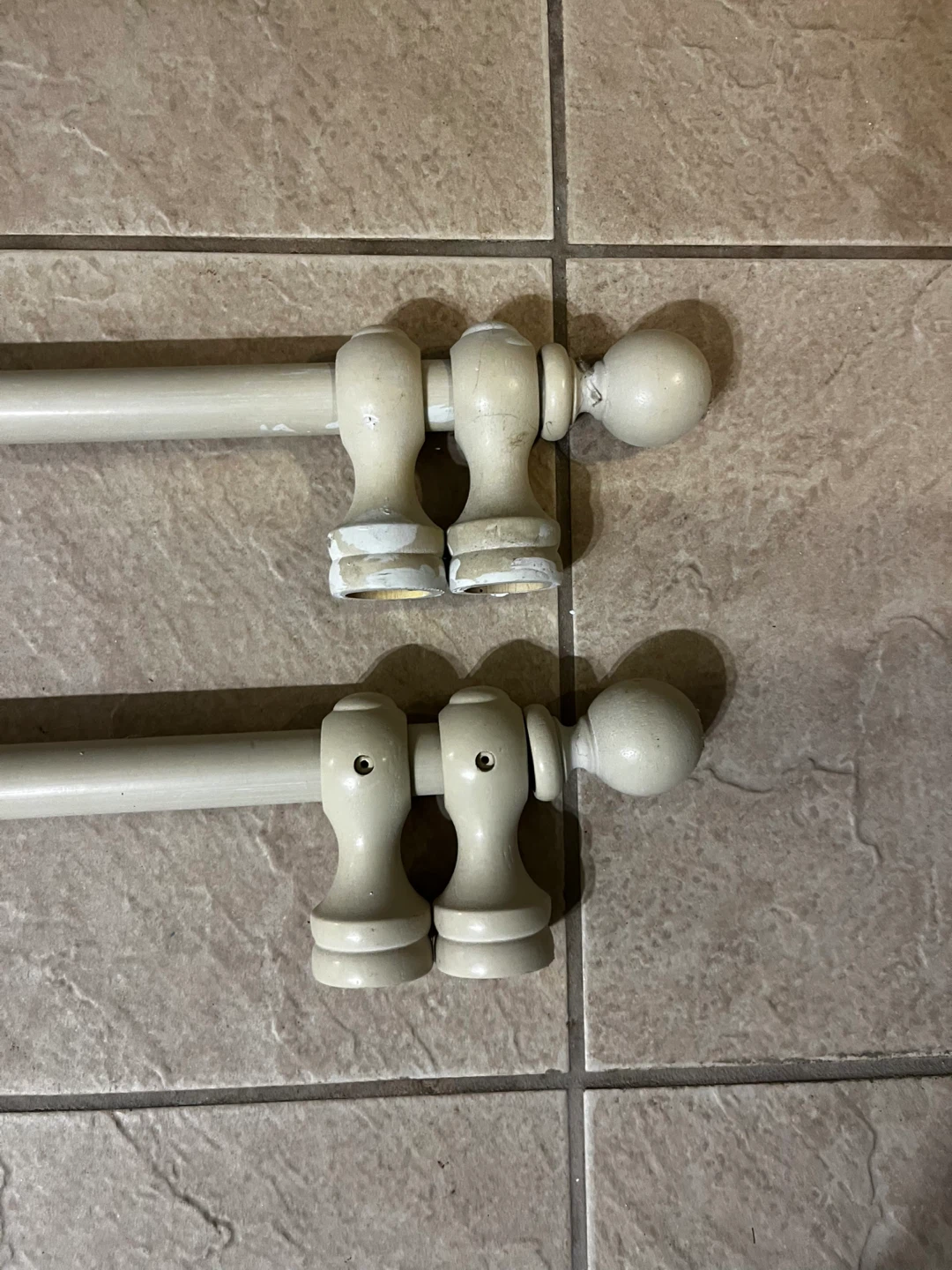 Pair of Curtain Rods - photo 3