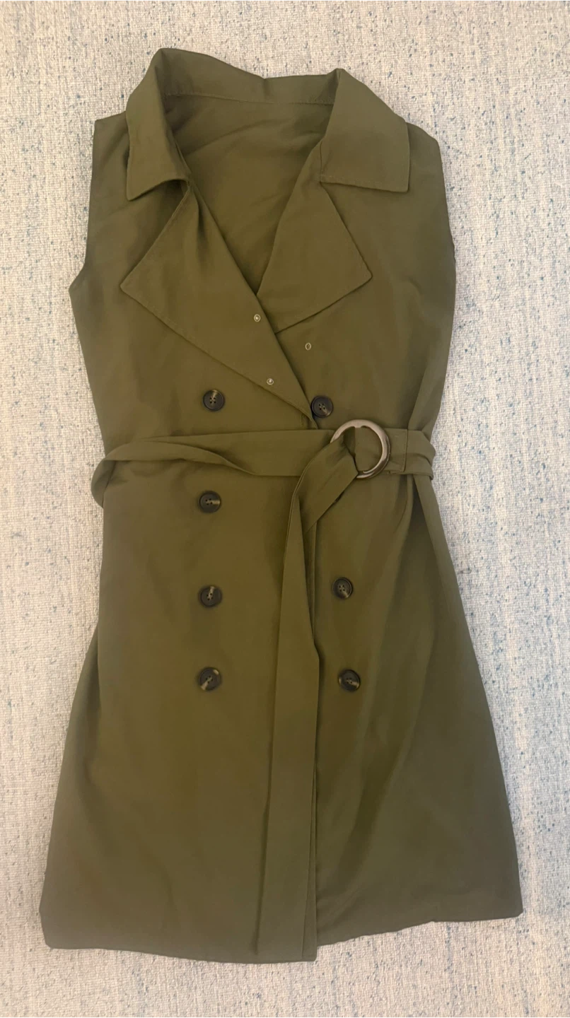 Olive Green Sleeveless Trench Dress with Belt