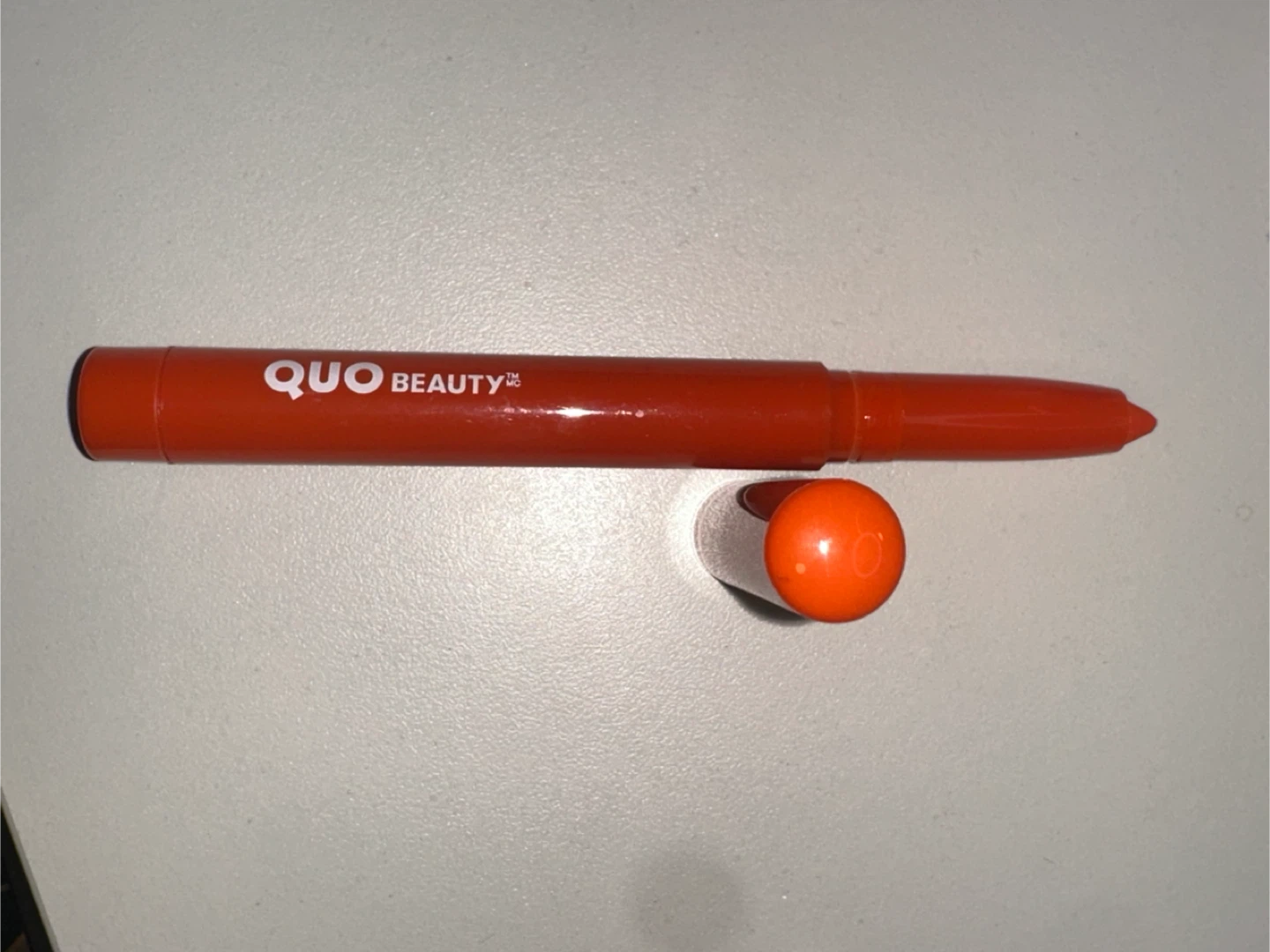 QUO- Eye Shadow Stick
