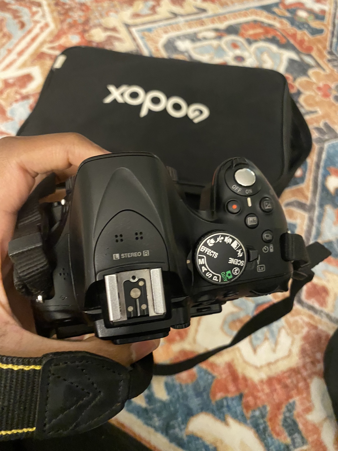 Nikon D5200 DSLR Camera with Bag - photo 5
