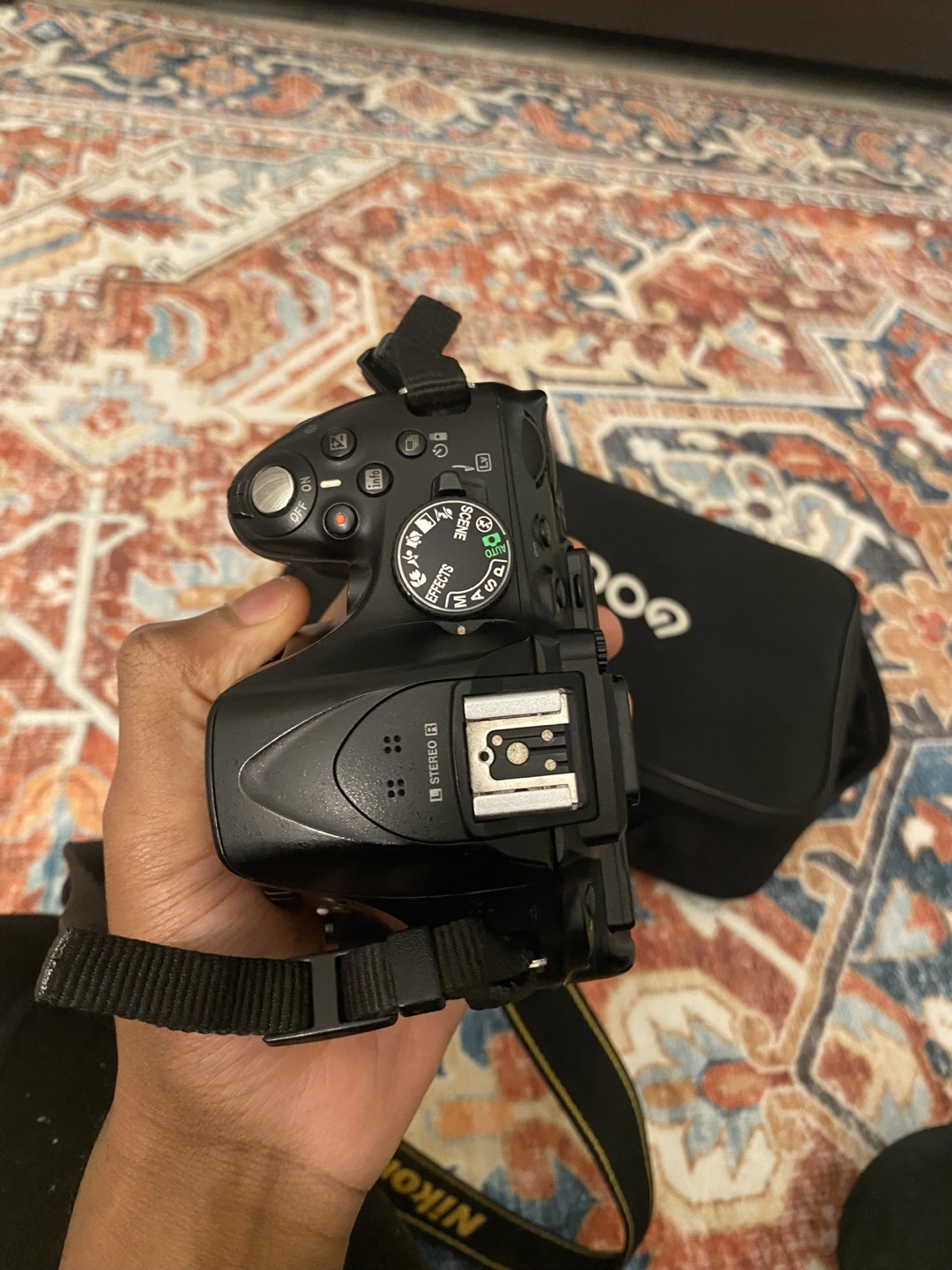 Nikon D5200 DSLR Camera with Bag - photo 3