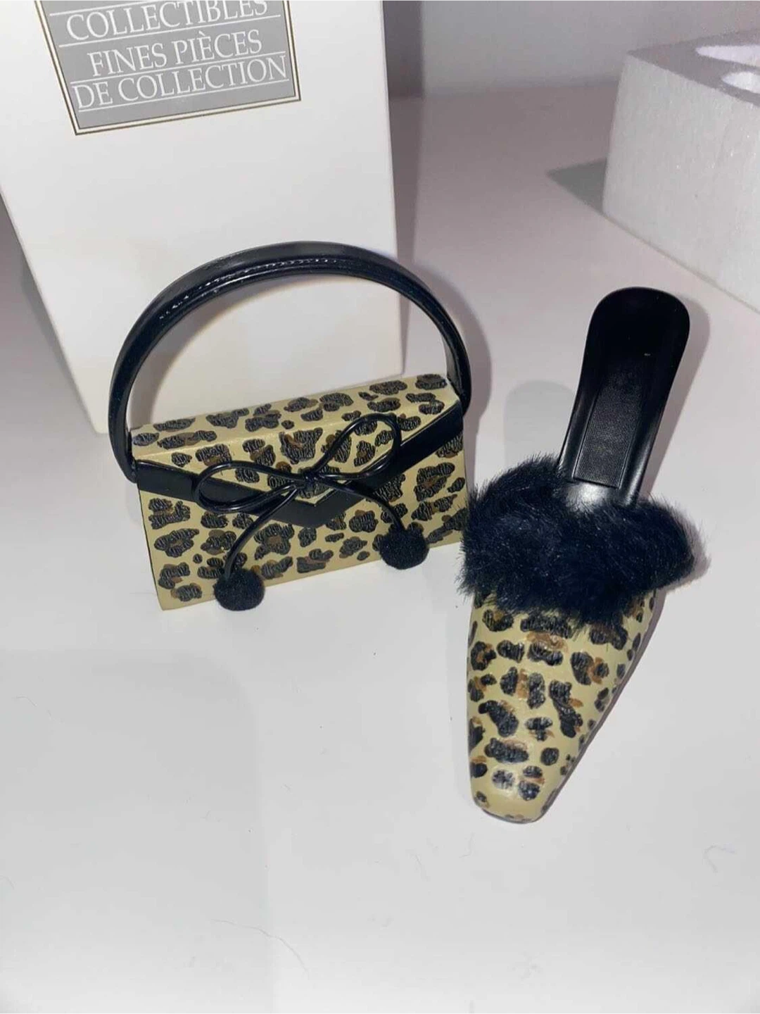 Avon Collectible Leopard Print Shoe & Handbag Set - photo 3