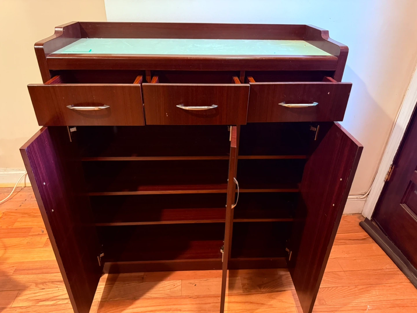 Shoe Cabinet with 3 Drawers and 3 Doors - photo 3