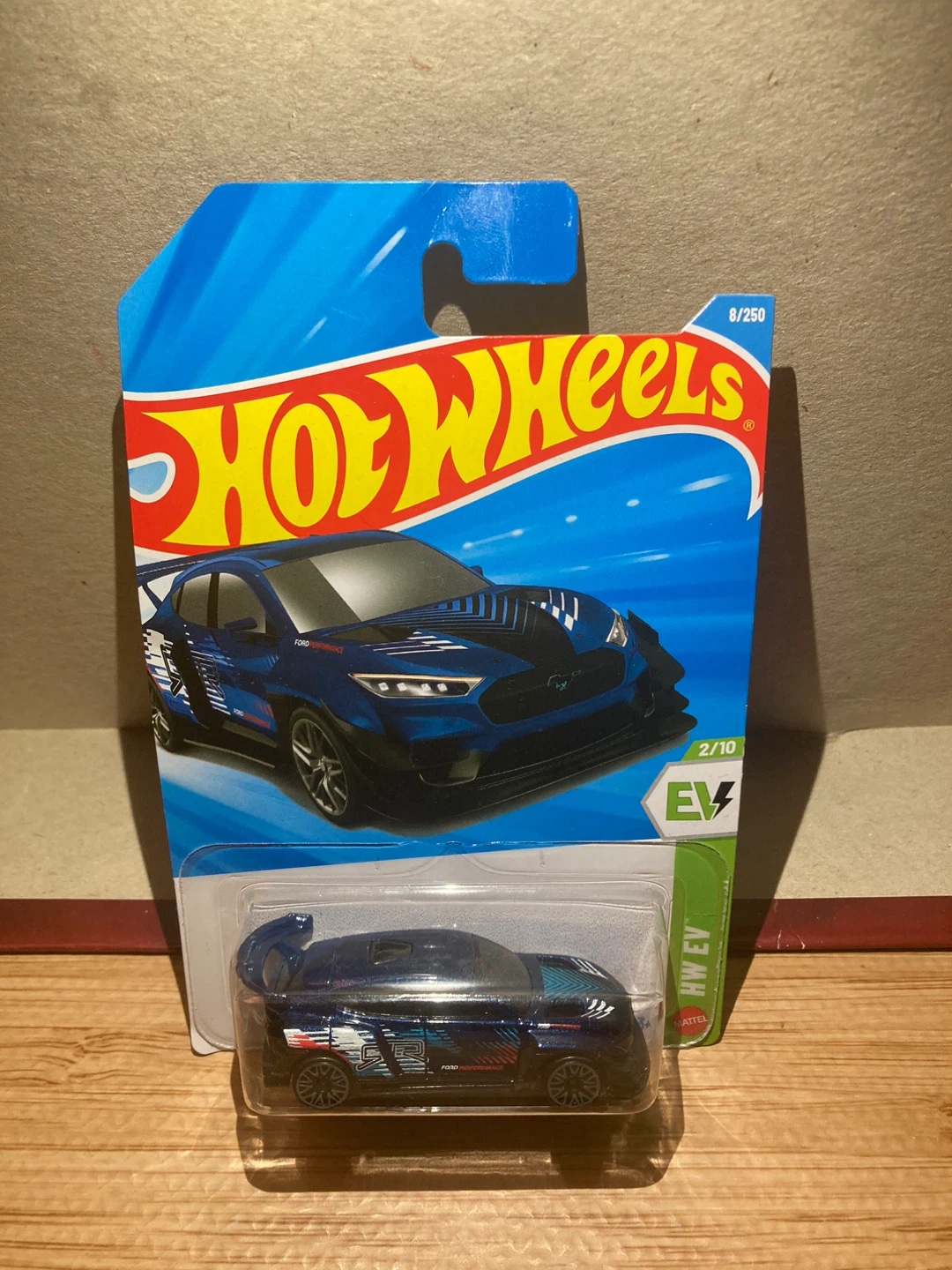 Hot Wheels / Ford Mustang Mach-E 1400 / Blue
