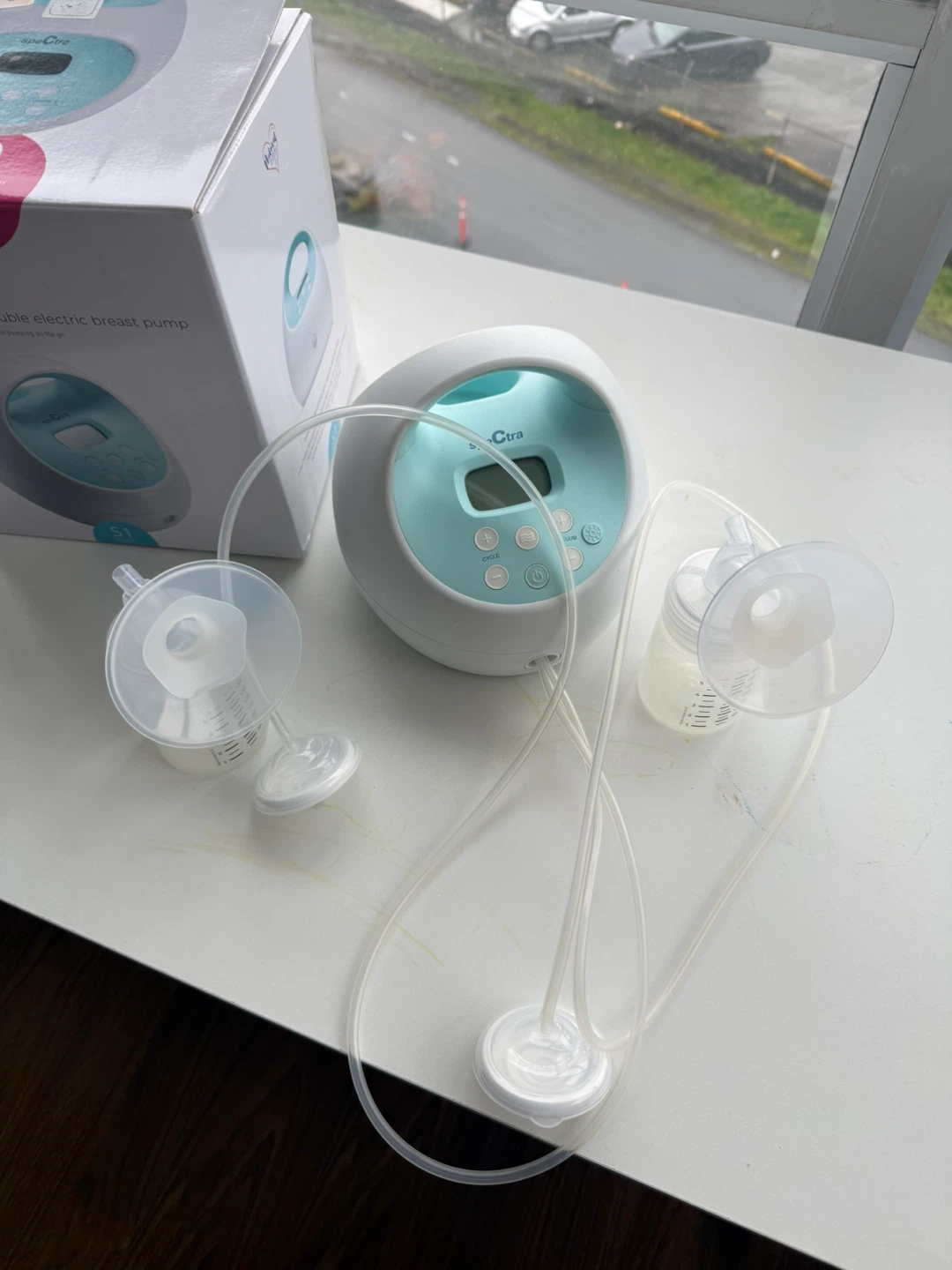 Spectra Double Electric Breast Pump with Maymom Accessories