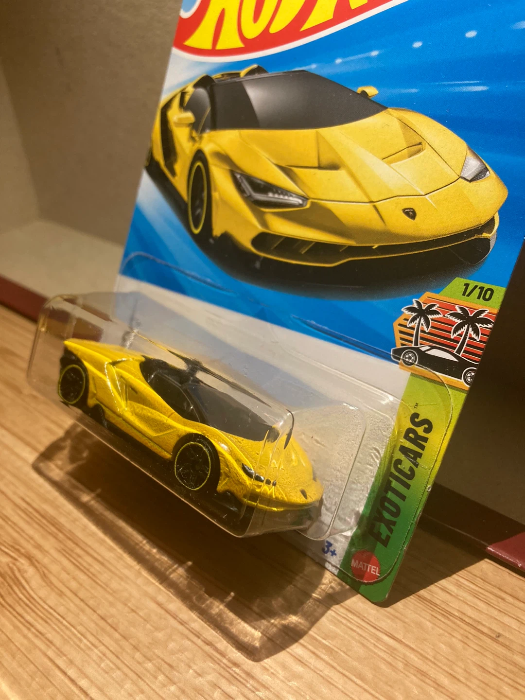 Hot Wheels / 16 Lamborghini Centenario Roadster / Yellow - photo 2