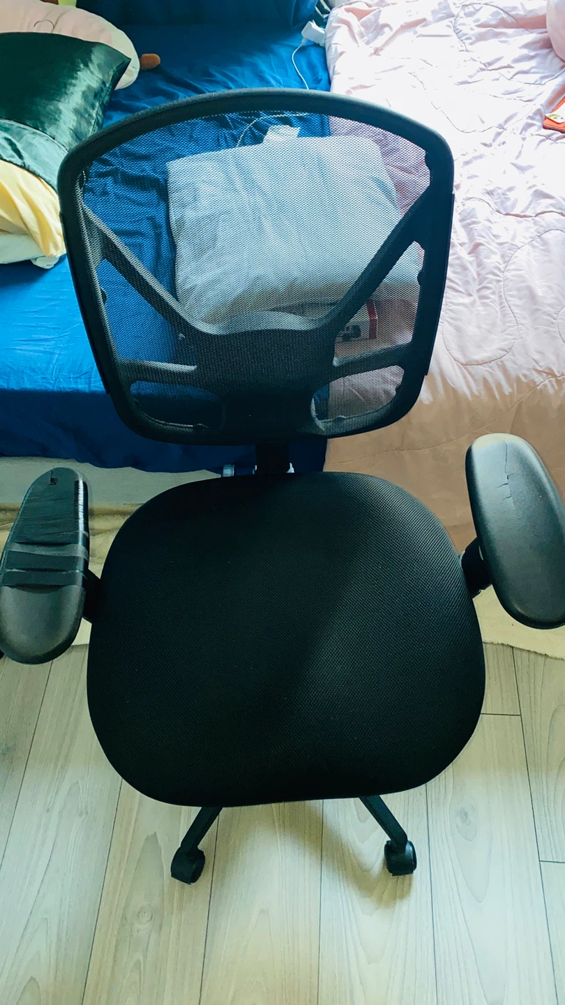 Black Mesh Office Chair