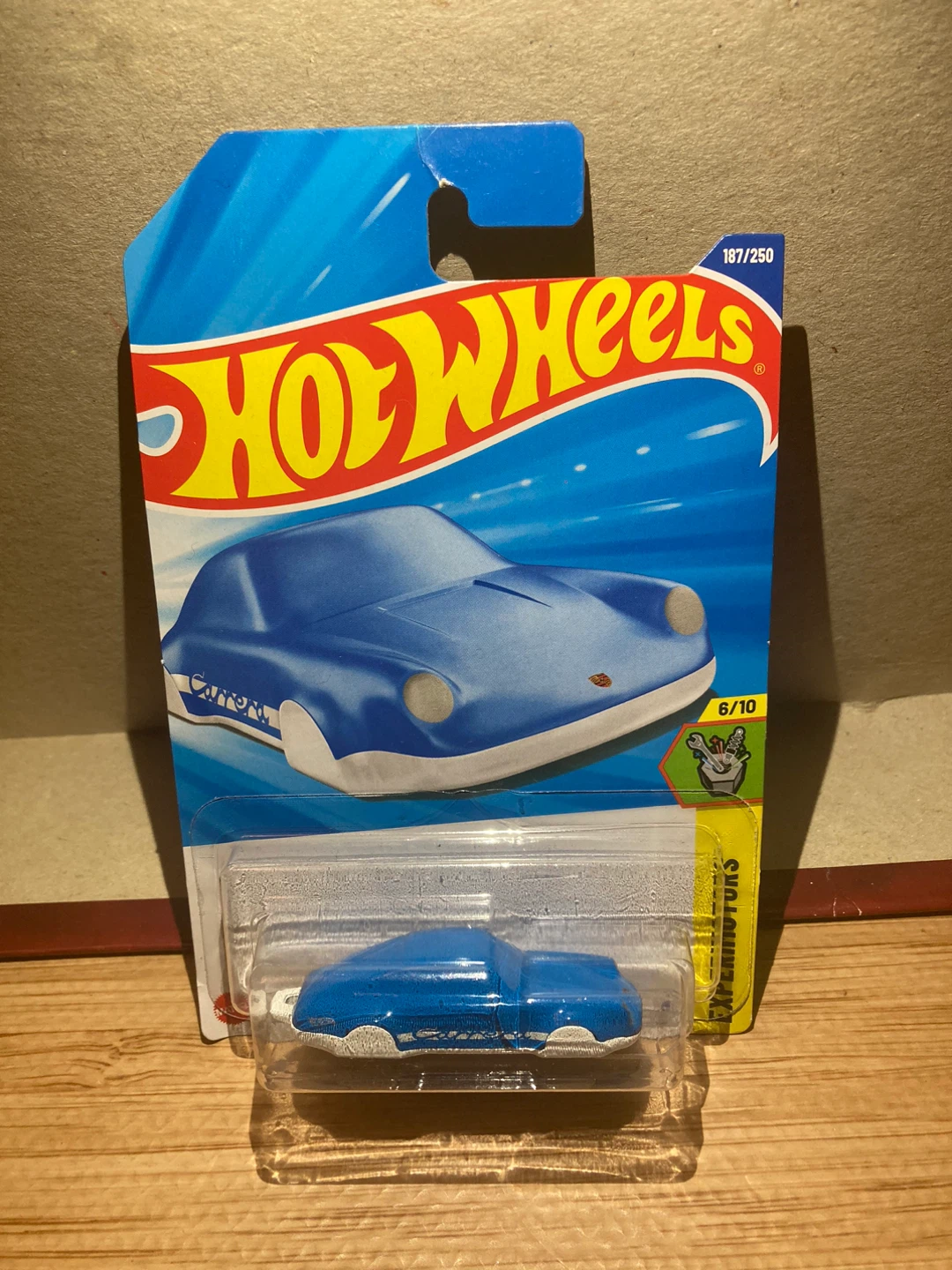 Hot Wheels / Porsche 911 Carrera Clip / Light Blue