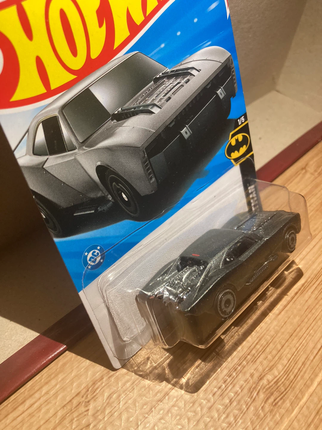 Hot Wheels / Batmobile / Gray - photo 3