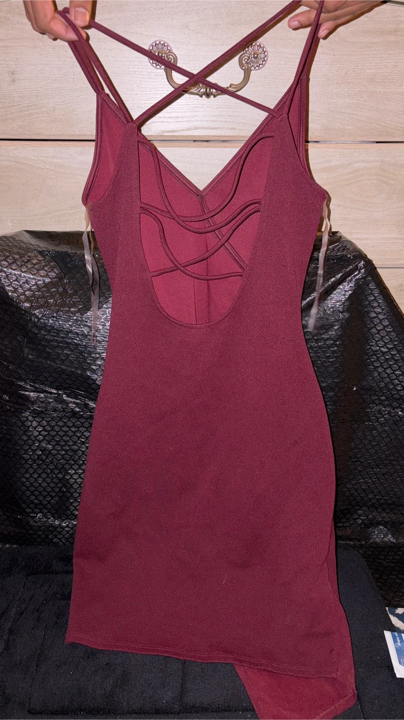 Maroon Ruched Bodycon Mini Dress with Criss-Cross Back - photo 2