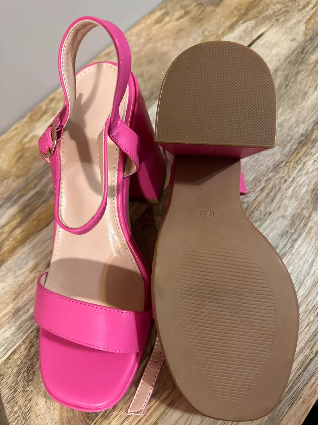 Women's Pink Chunky Heel Sandals Size 7.5 - photo 3