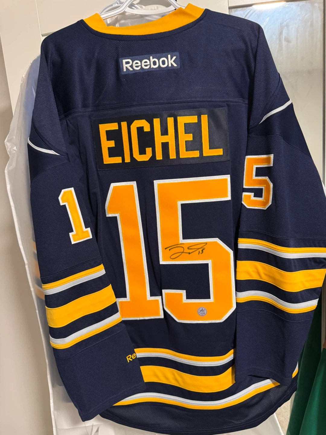 Reebok Buffalo Sabres Jack Eichel Autographed Hockey Jersey #15 - photo 2