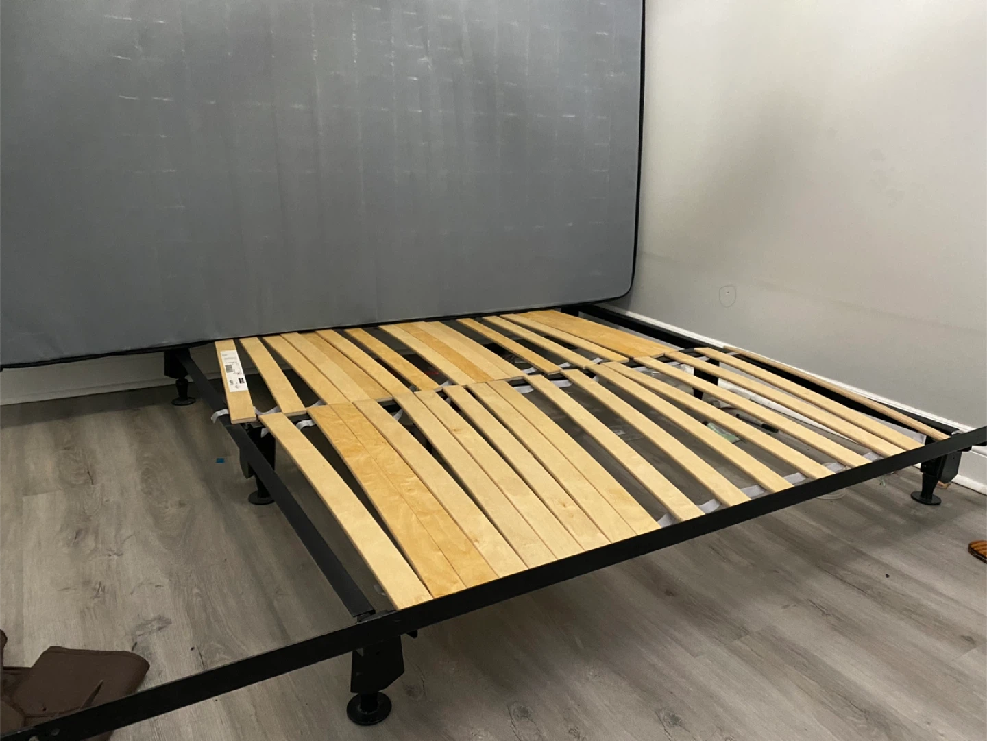 SPRINGWALL firm mattress Queen + Metal base - photo 3