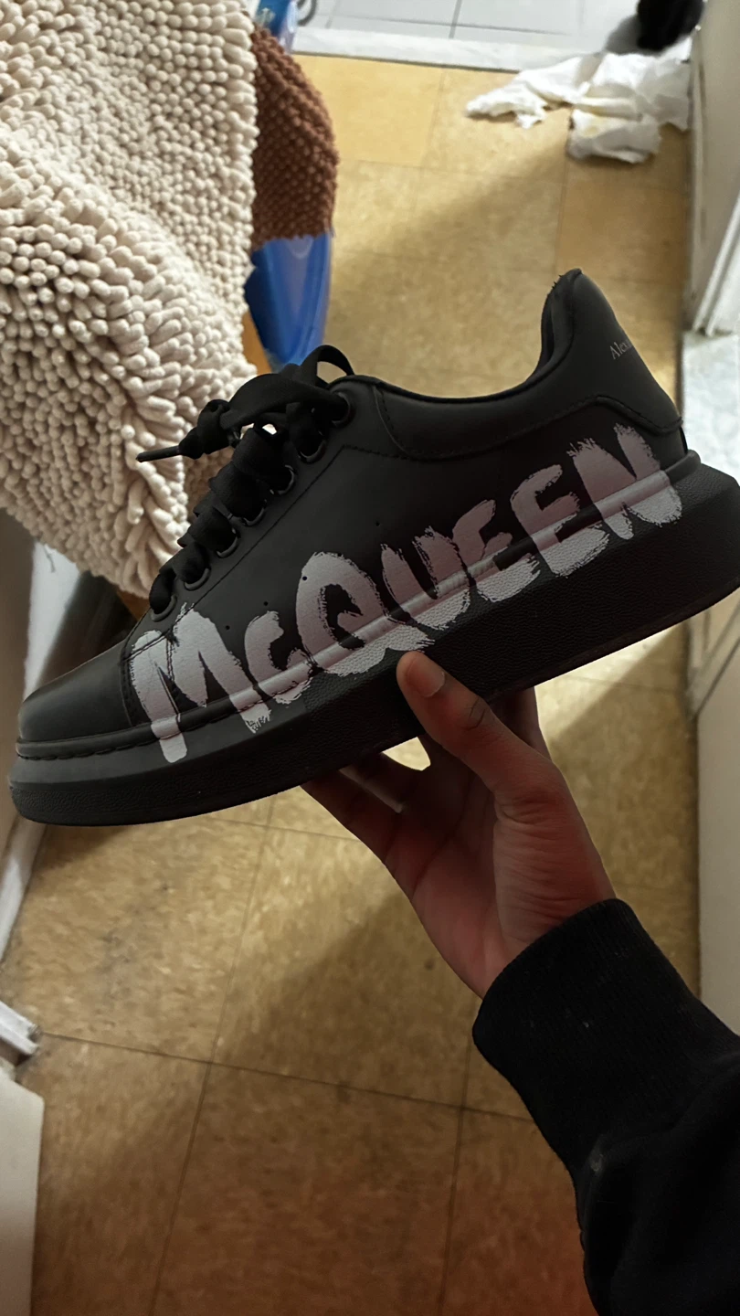 Alexander McQueen Black Oversized Sneaker - photo 2
