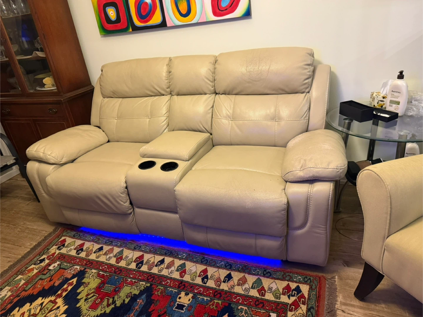 Two-Seat power Recliner with Cupholders