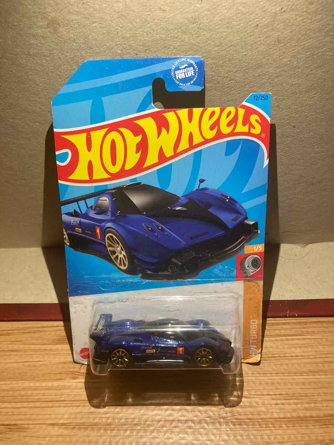 Hot Wheels / Pagani Zonda R / Blue