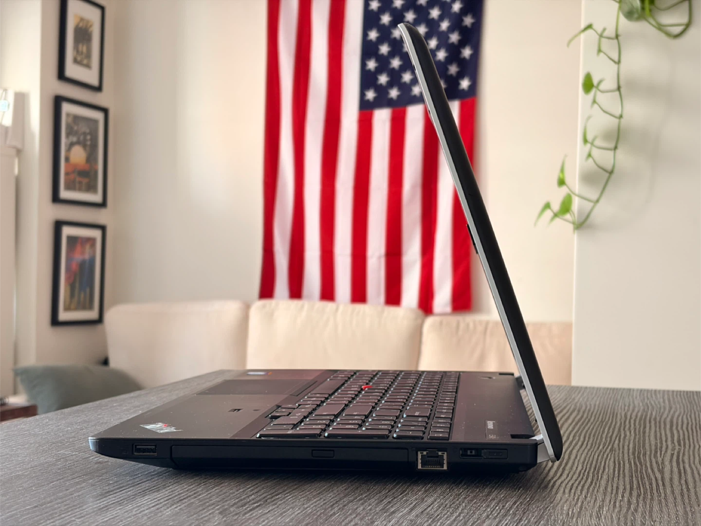 Lenovo ThinkPad E540 Laptop — i3 / 500GB / 15.6” - photo 3