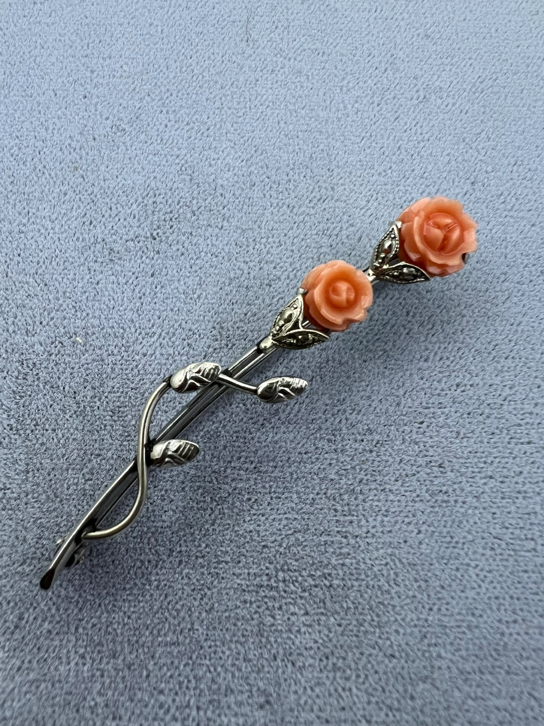 Vintage Carved Coral Double Rose Brooch
