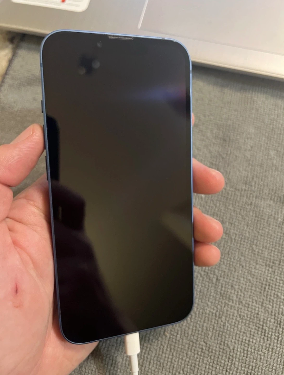 Apple iPhone 13 128GB Blue – Fully Tested & Unlocked - photo 2