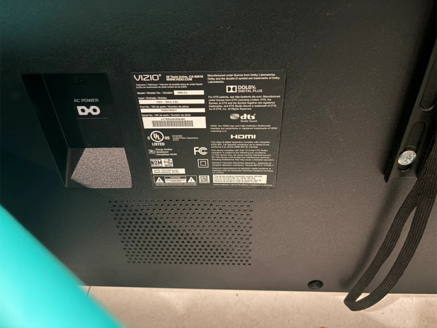 Vizio 60-inch 4K Ultra HD Smart LED TV - photo 3